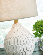 Load image into Gallery viewer, Wardmont - White - Ceramic Table Lamp
