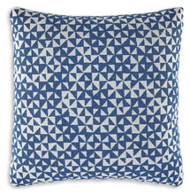 Load image into Gallery viewer, Jaycott Next-gen Nuvella - Pillow