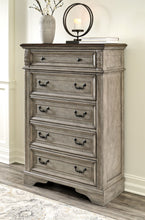 Load image into Gallery viewer, Lodenbay - Antique Gray - Five Drawer Chest