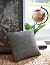 Load image into Gallery viewer, Edelmont - Pillow
