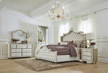 Load image into Gallery viewer, Antonella - Bedroom Set