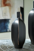 Load image into Gallery viewer, Rhaveney - Vase - Small