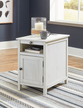 Load image into Gallery viewer, Treytown - Chair Side End Table